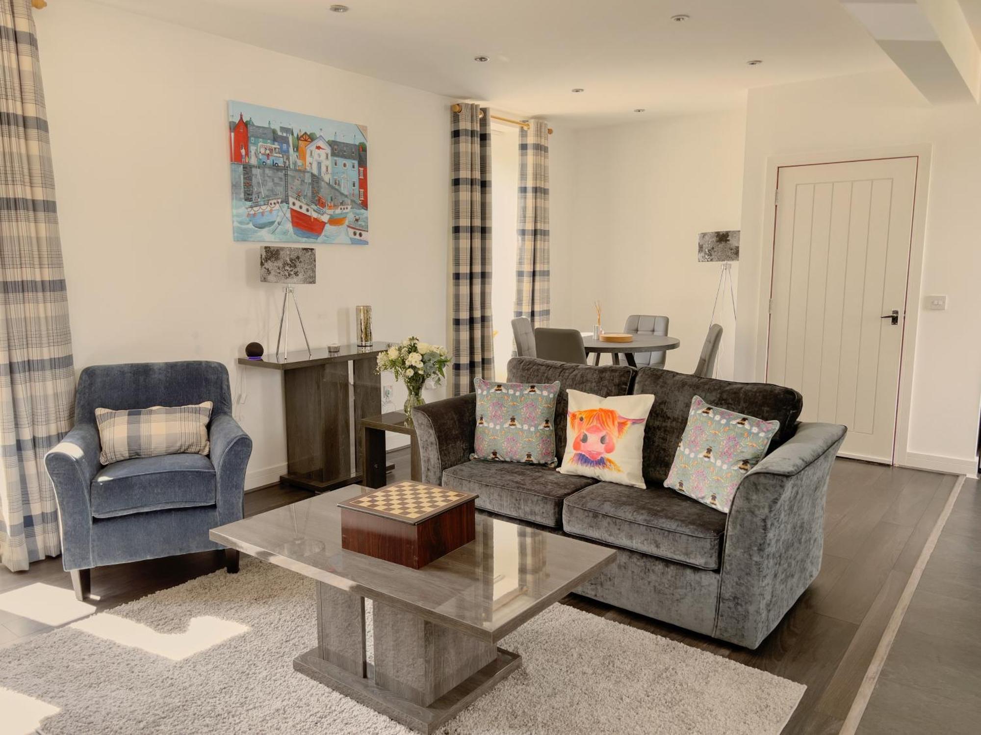 Loch Ness Gatehouse Apartments Форт-Огастус Екстер'єр фото